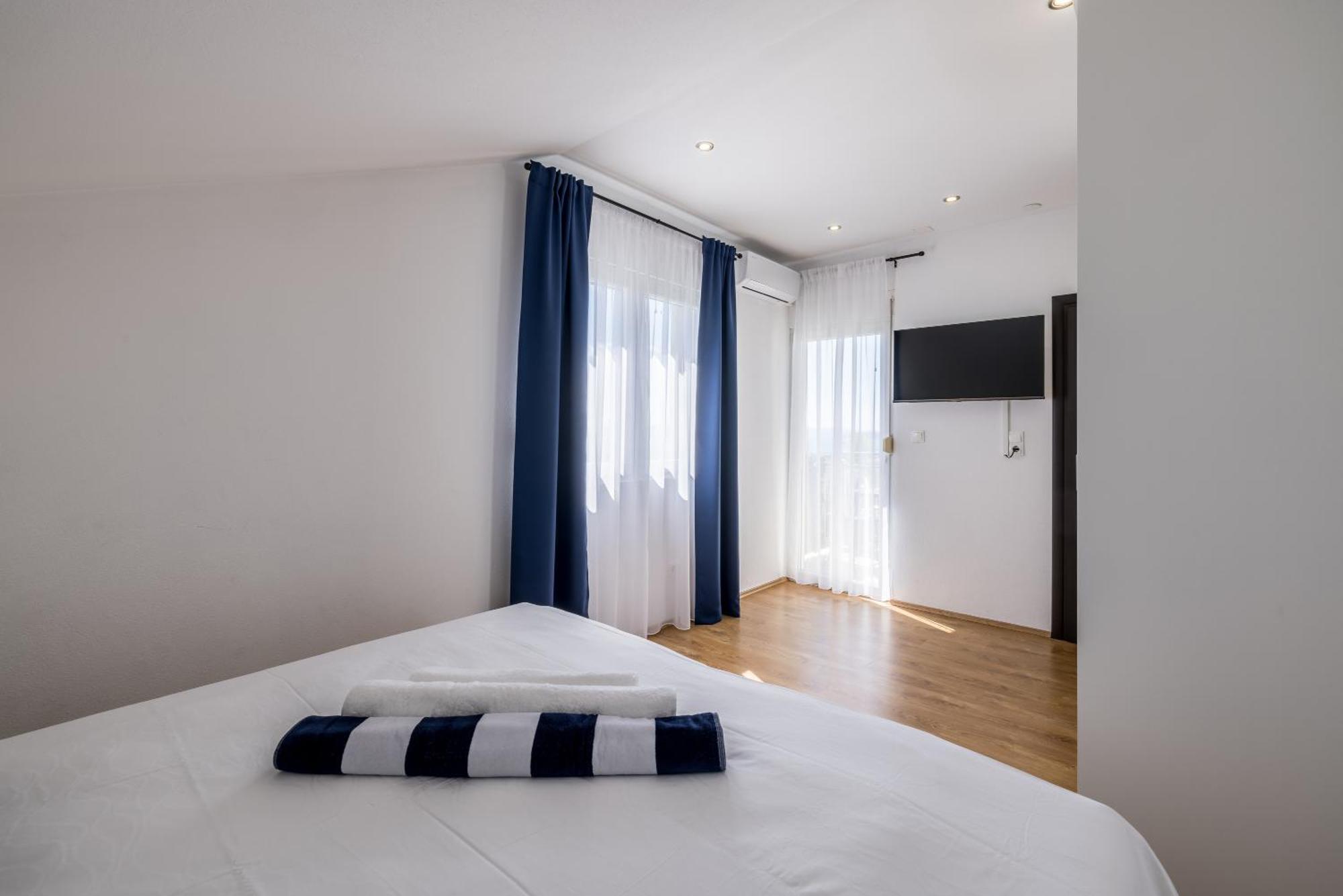 Sun Castle Holiday House Babic Kaštel Stari Eksteriør billede