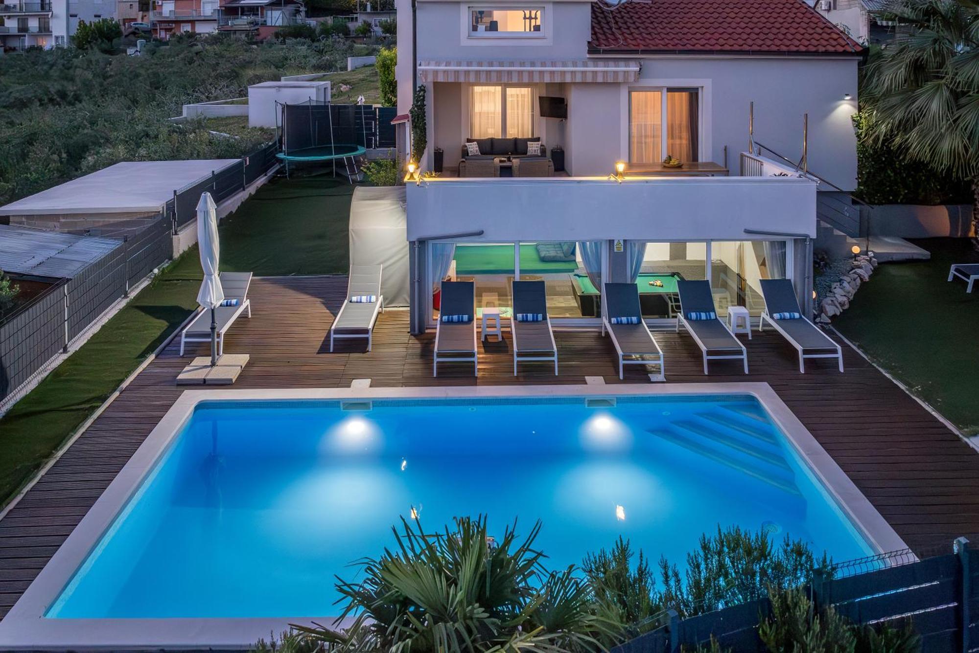 Sun Castle Holiday House Babic Kaštel Stari Eksteriør billede